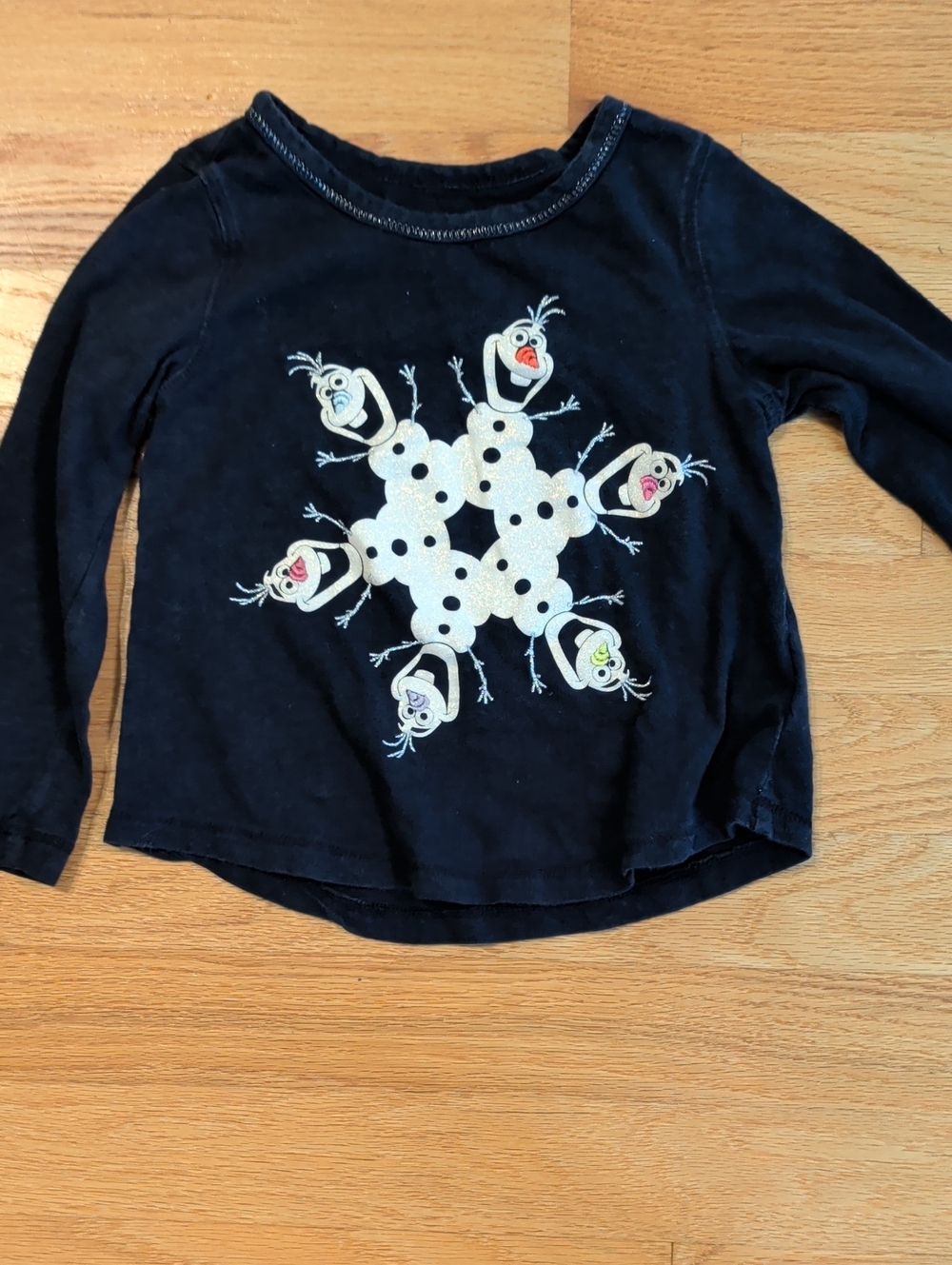 GAP Black Long-Sleeve Tee with Sparkle Snowman Medallion